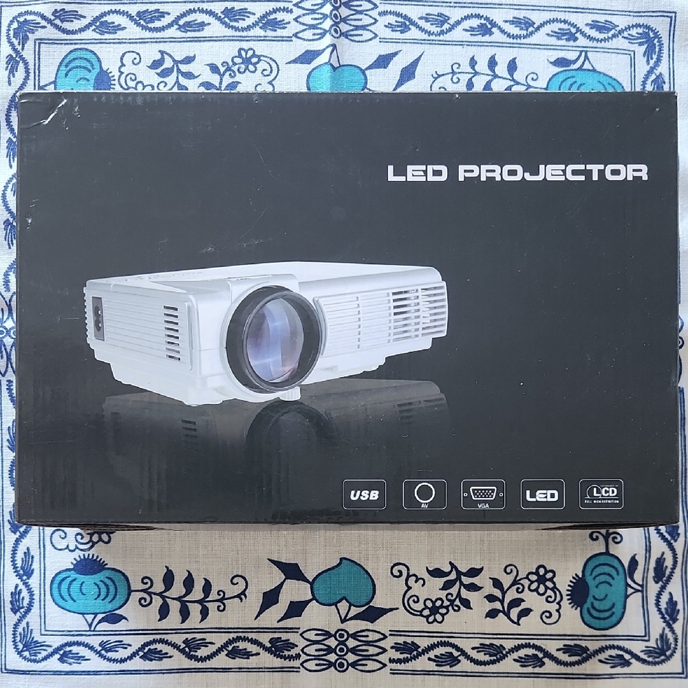 NEW LED Projector - White